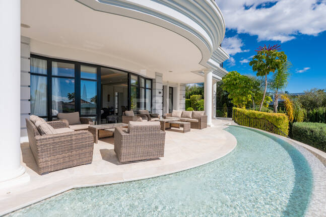 Grand Classical Villa z widokiem na Morze Panoramiczne i Golf