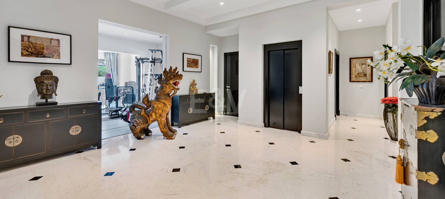 Grand Classical Villa z widokiem na Morze Panoramiczne i Golf