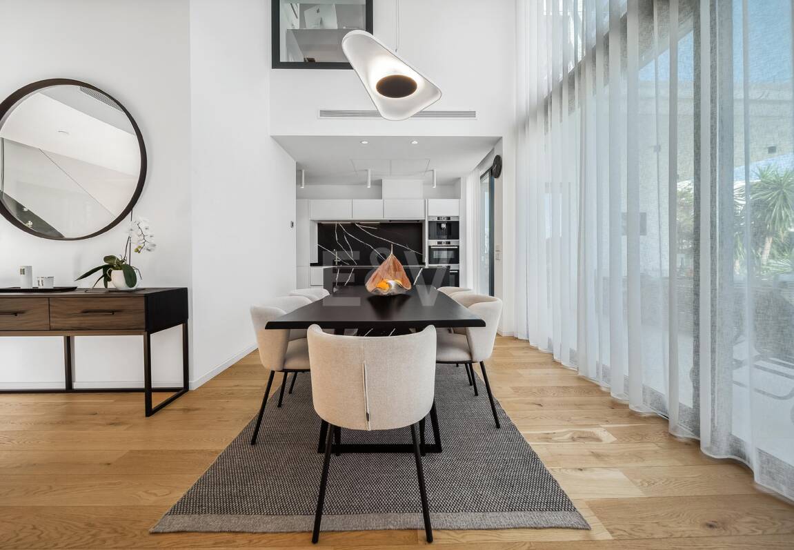 Modern Luxury Villa with Timeless Scandinavian Design Close to the Beach