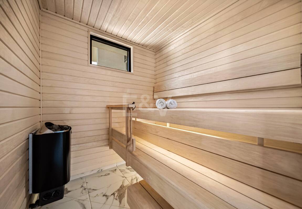 Modern Luxury Villa with Timeless Scandinavian Design Close to the Beach