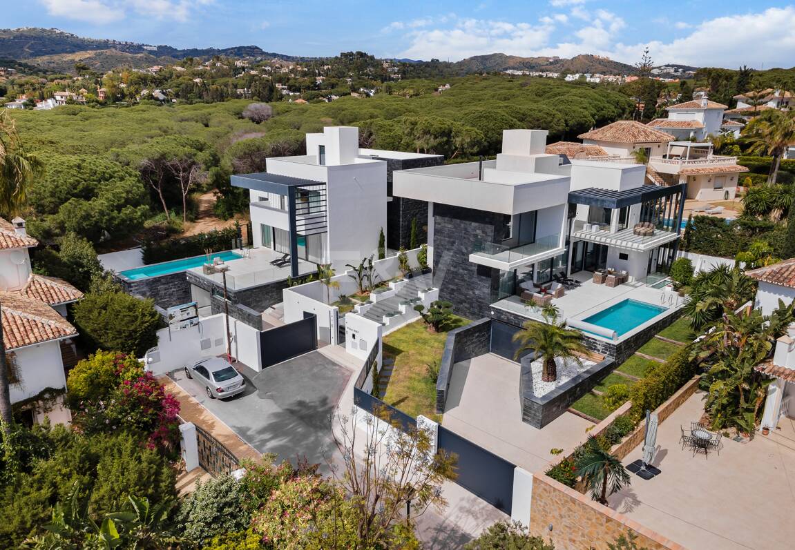 Modern Luxury Villa with Timeless Scandinavian Design Close to the Beach