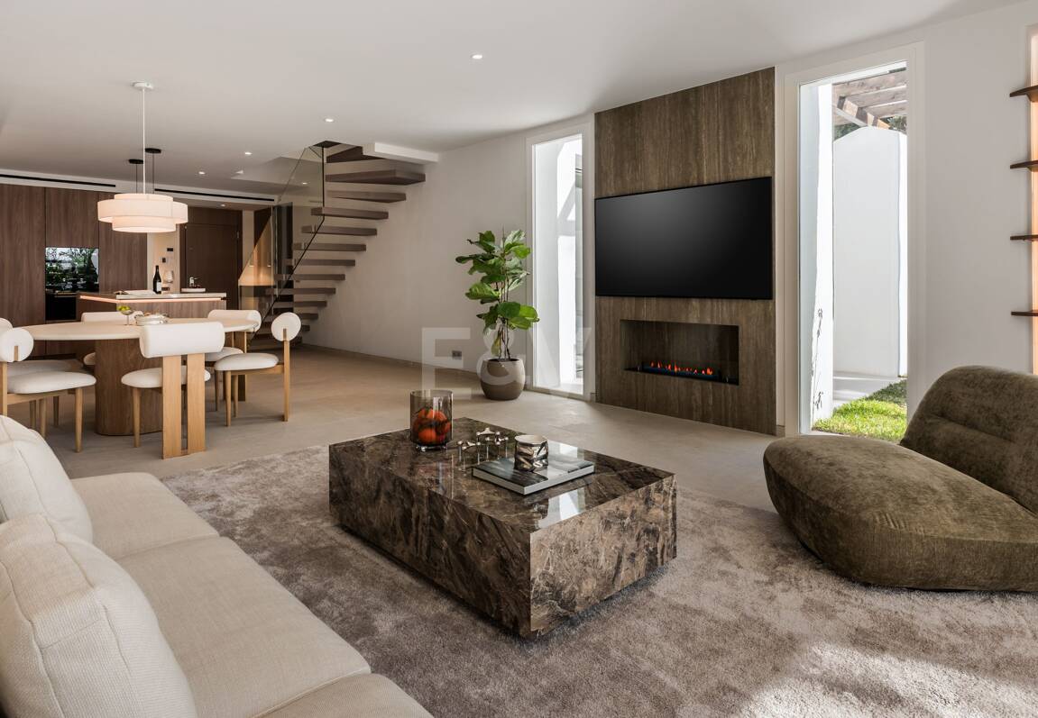 Moderne Eleganz mit Großzügigen Terrassen im Herzen der Goldenen Meile