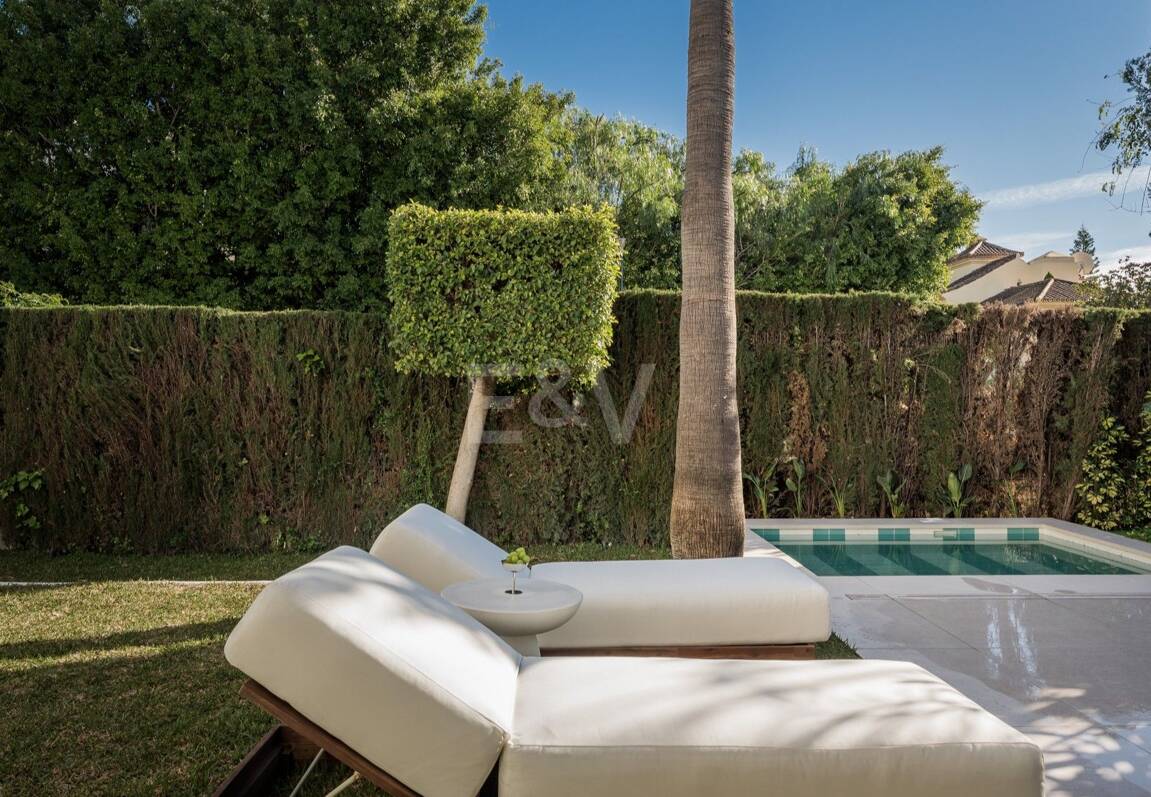 Moderne Eleganz mit Großzügigen Terrassen im Herzen der Goldenen Meile