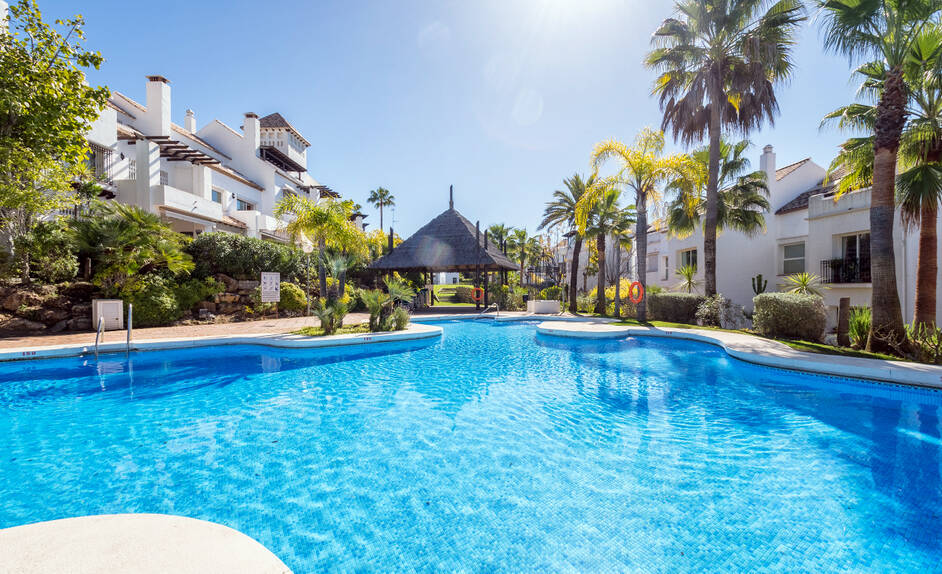 Modern Elegance in the Heart of The Golden Mile