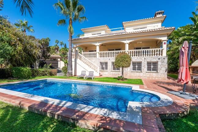 Mediterranean Villa with Mature Garden and Pool in Marbesa