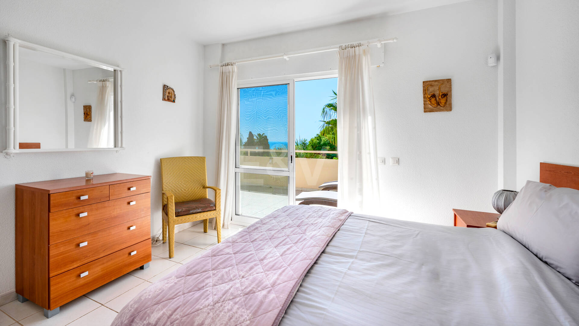 Mediterranean Villa with Mature Garden and Pool in Marbesa