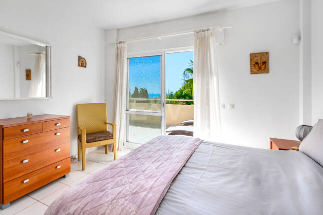 Mediterranean Villa with Mature Garden and Pool in Marbesa