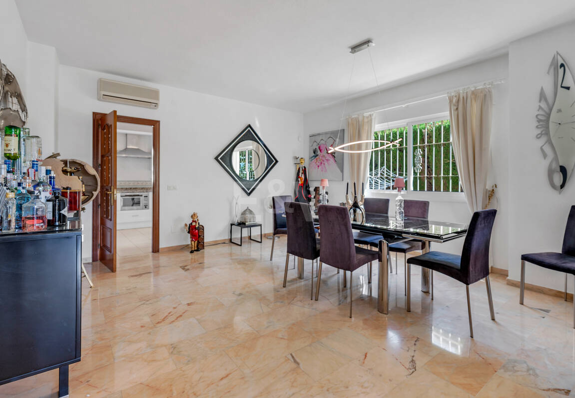 Mediterranean Villa with Mature Garden and Pool in Marbesa