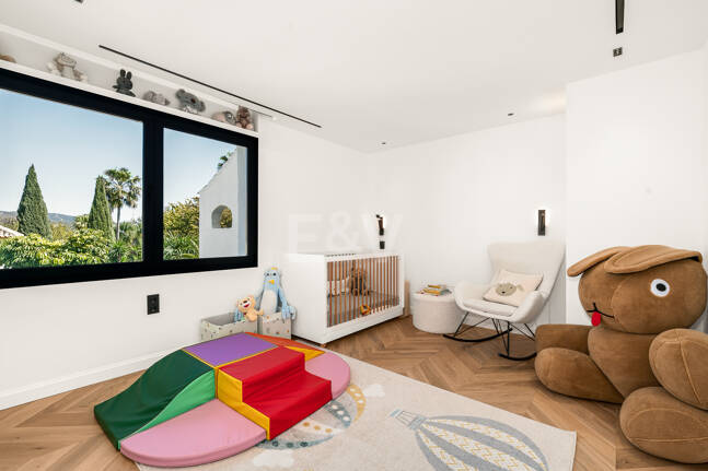 Elegant Duplex Apartment in Río Real – Walking Distance to the Beach