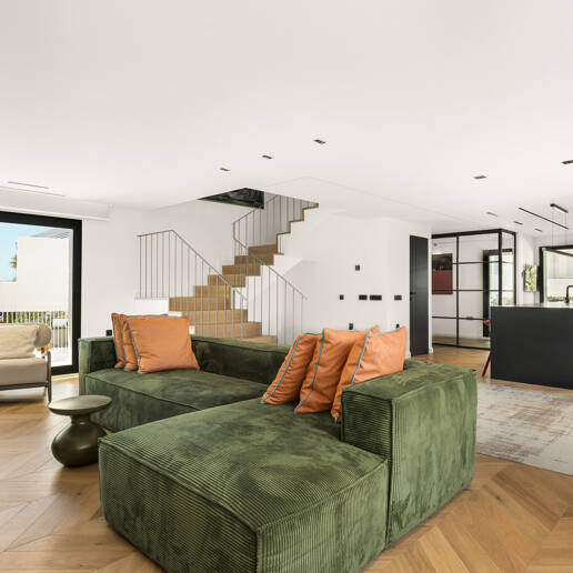 Elegant Duplex Apartment in Río Real – Walking Distance to the Beach