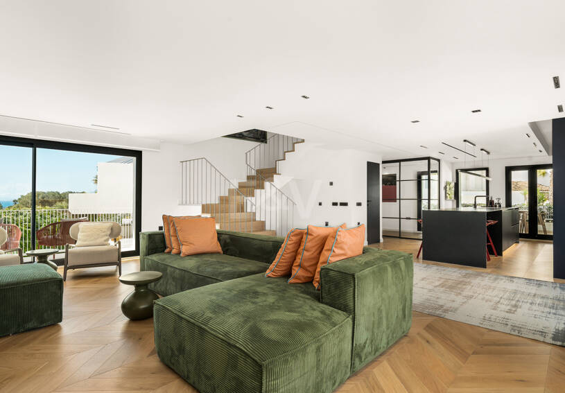 Elegant Duplex Apartment in Río Real – Walking Distance to the Beach