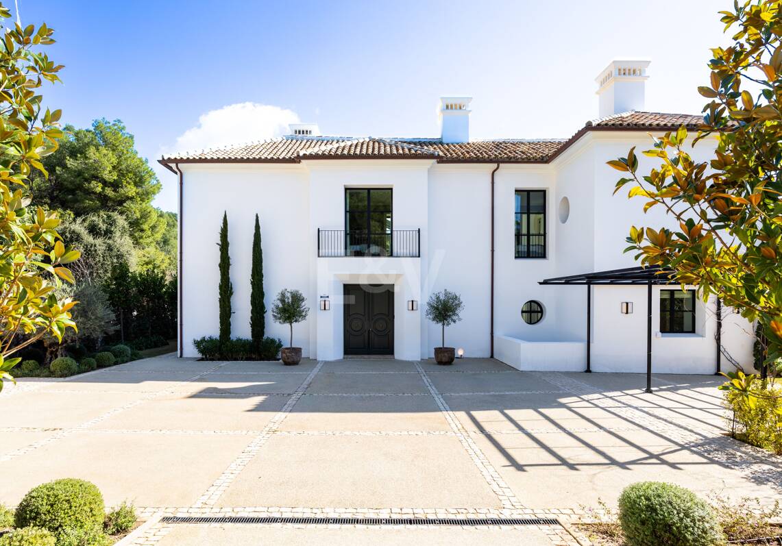 Exklusive Villa in Cascada de Camoján