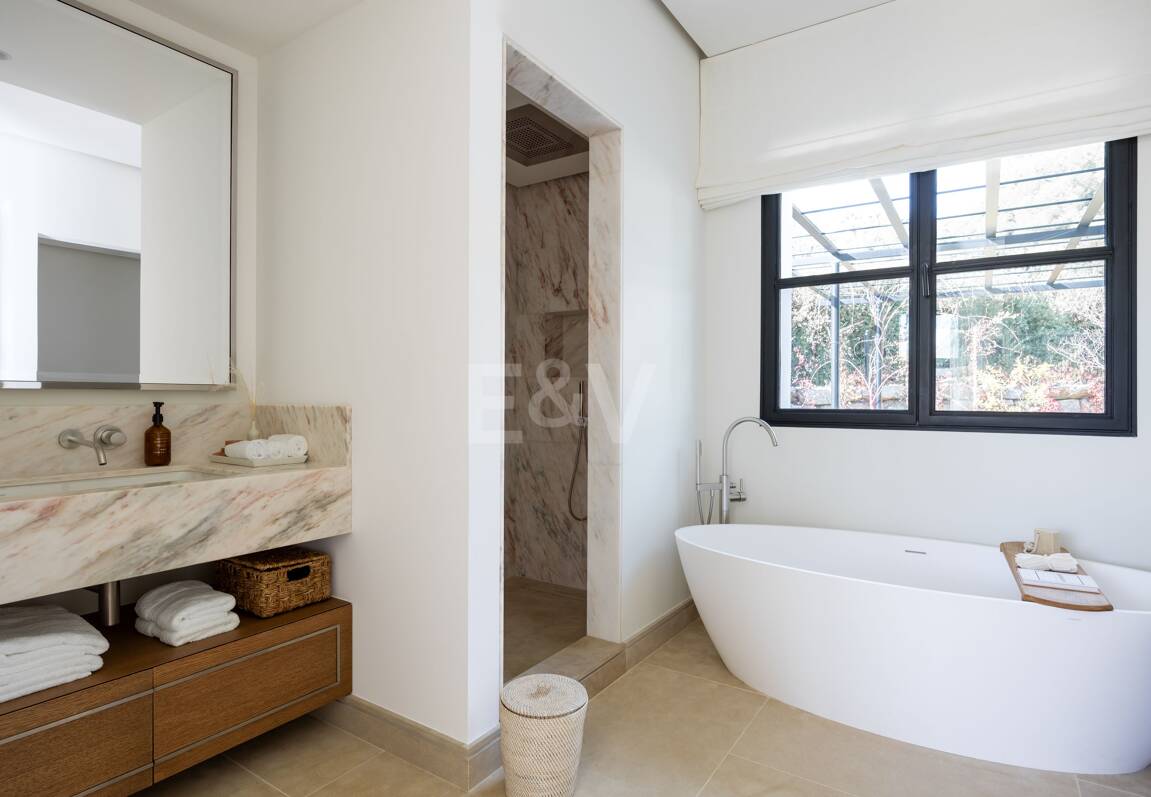 Exquisita villa en Cascada de Camoján