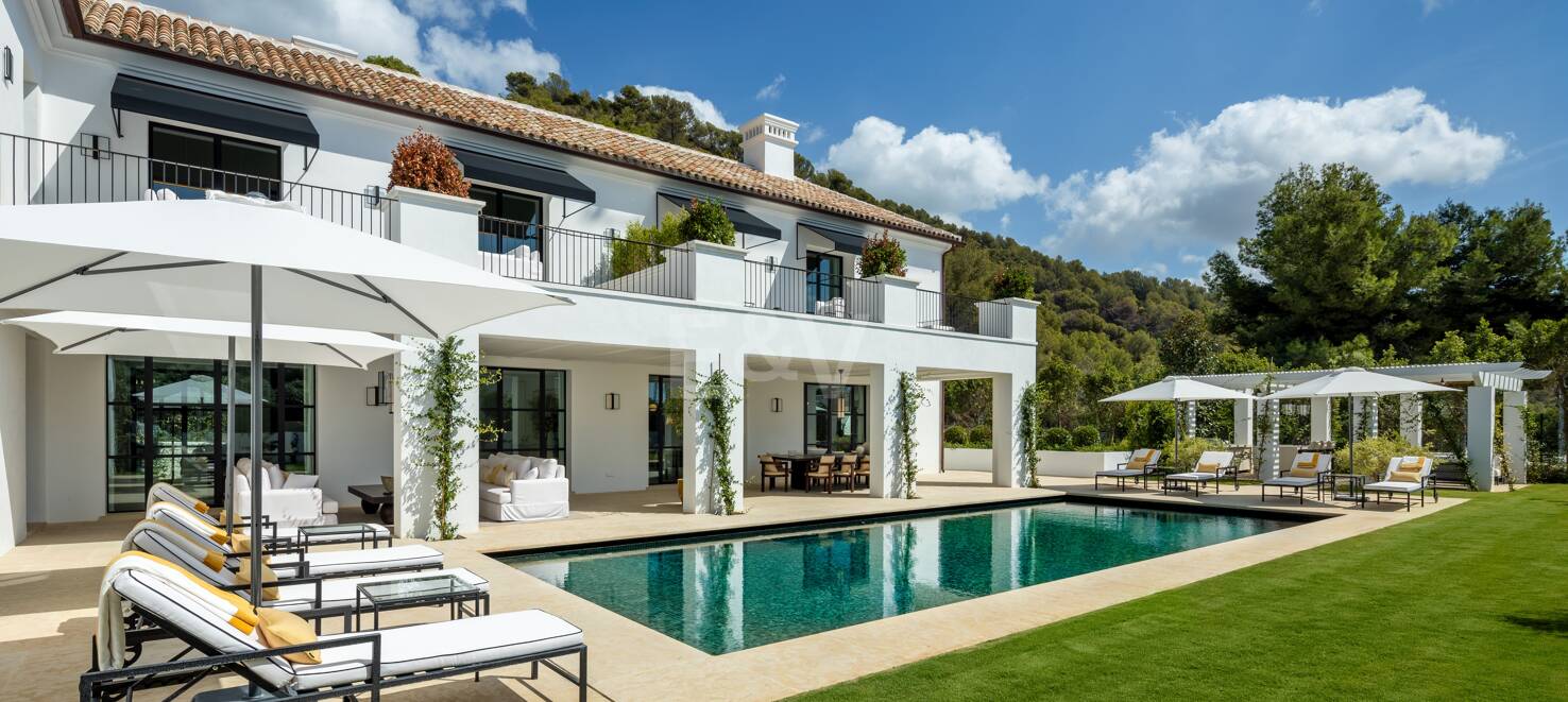 Exquisite Villa in Cascada de Camoján