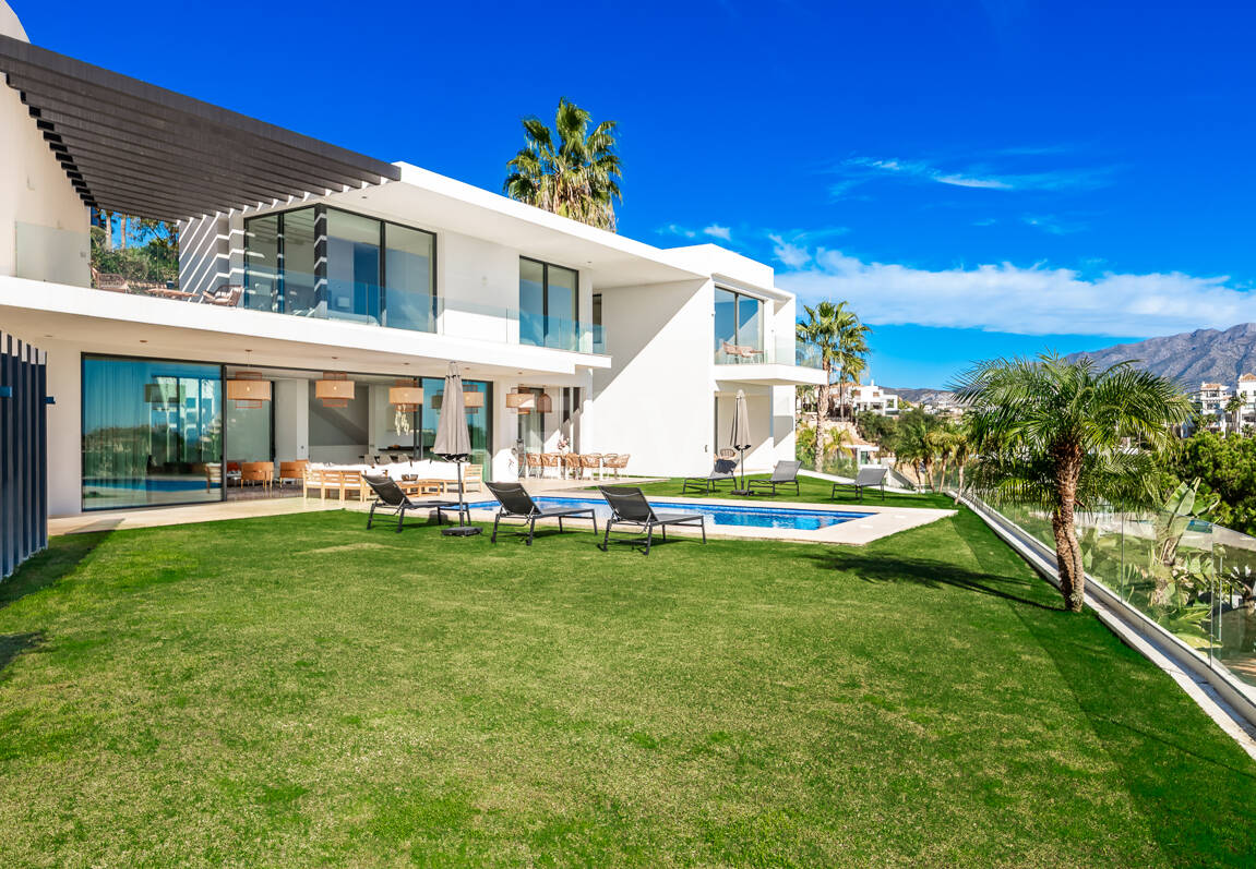 Architectural Gem With Open Sea and Mountain Views