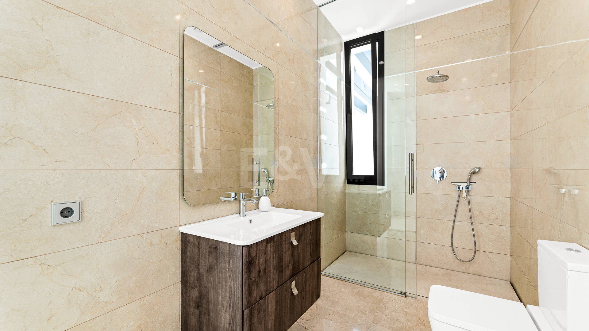 Architectural Gem With Open Sea and Mountain Views