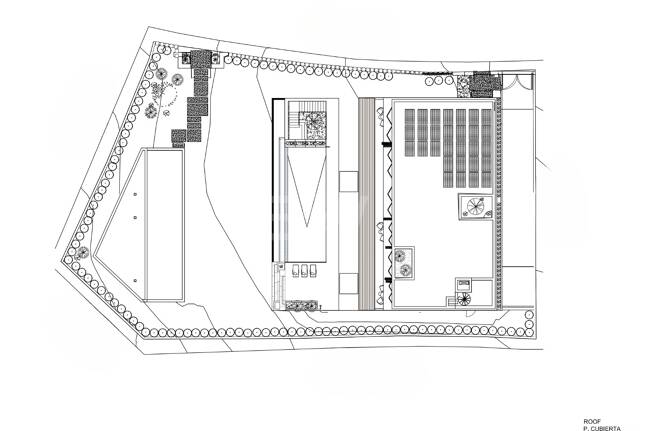 Grand Contemporary Villa with Luxury Amenities and Prime Golfside Living