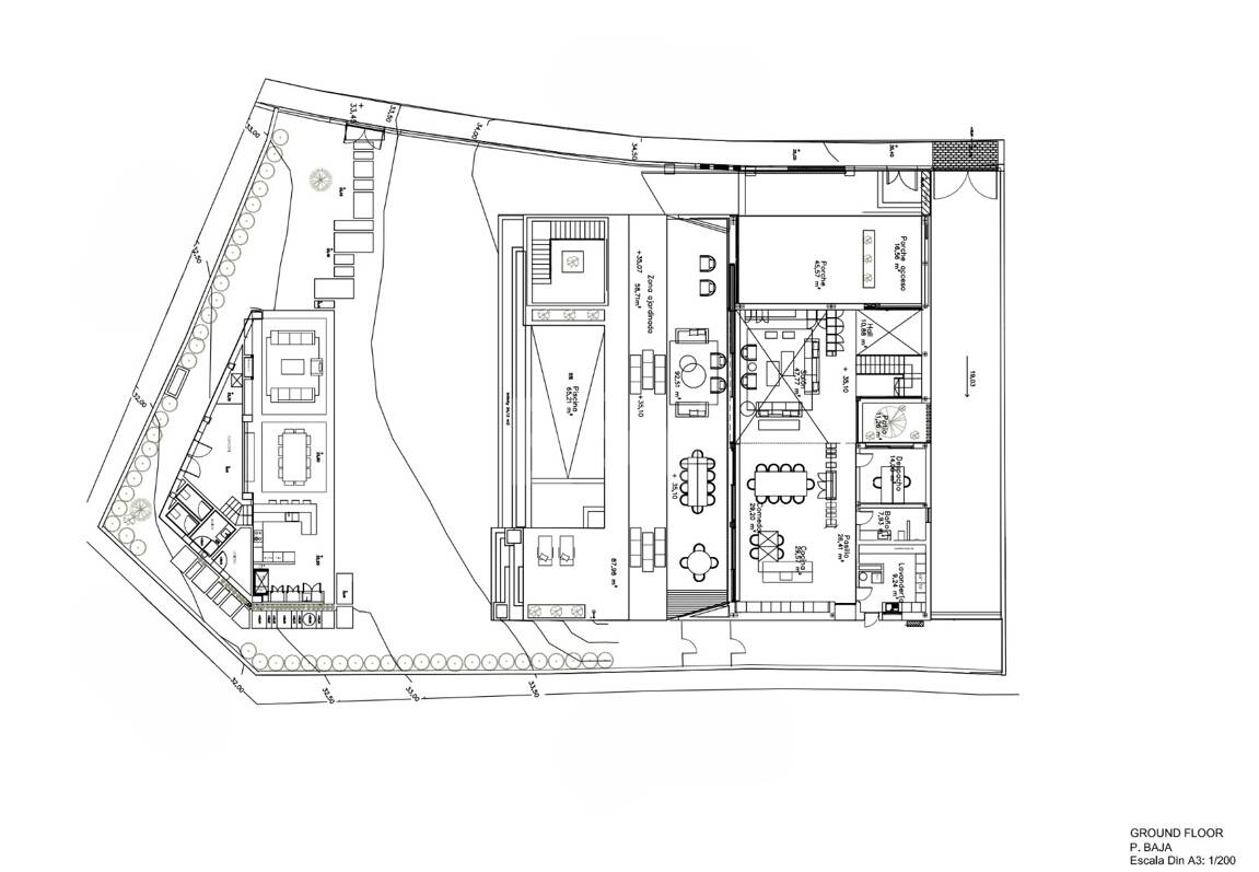 Grand Contemporary Villa with Luxury Amenities and Prime Golfside Living