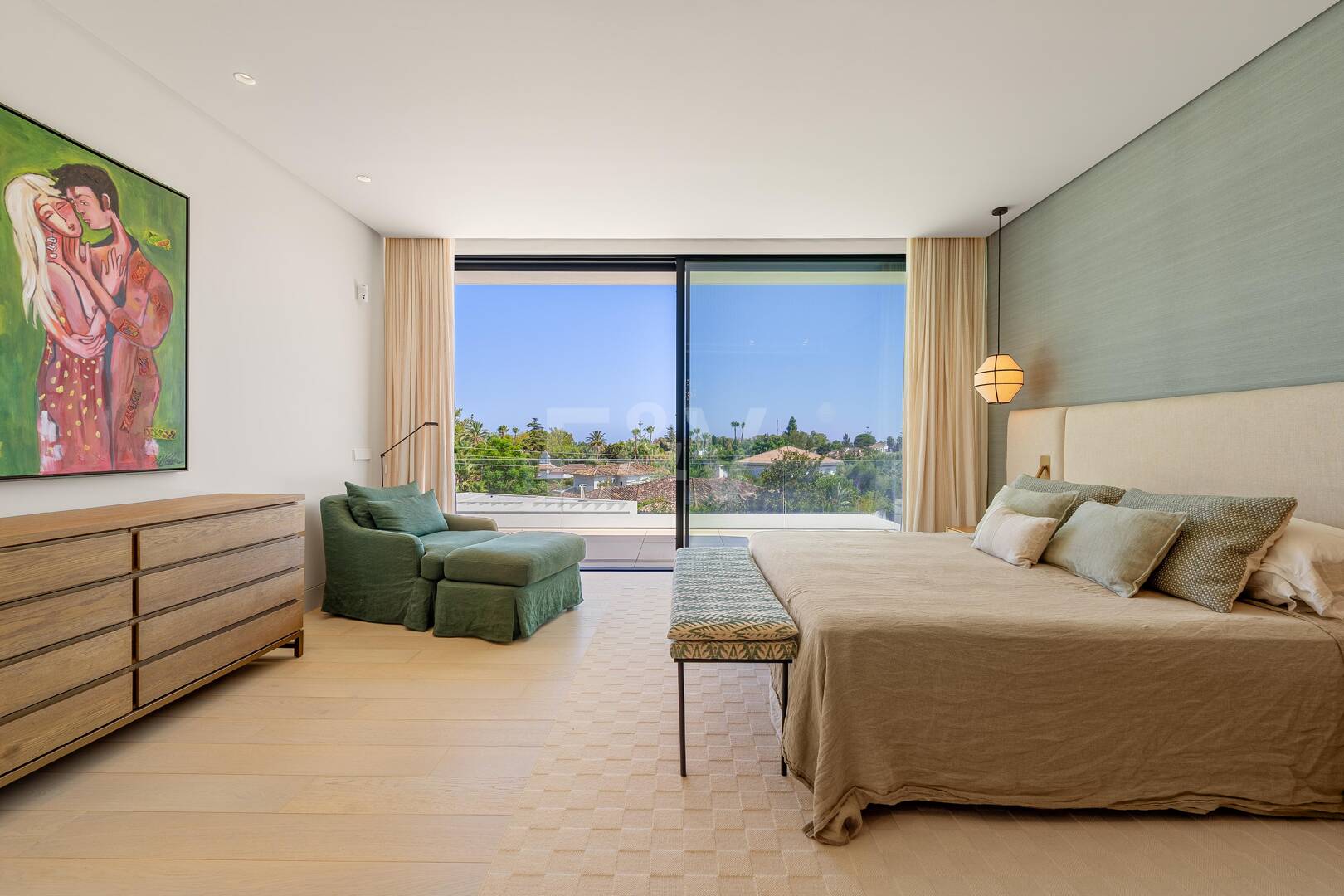 Grand Contemporary Villa with Luxury Amenities and Prime Golfside Living