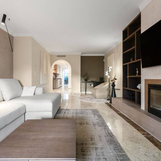 Elegant Ground Floor Apartment on Marbella’s Golden Mile