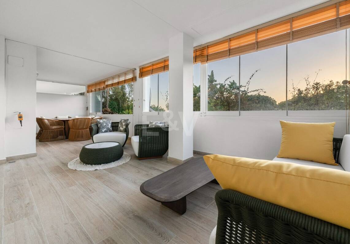 Sofisticado apartamento en una comunidad privada cerca de los mejores servicios de Marbella