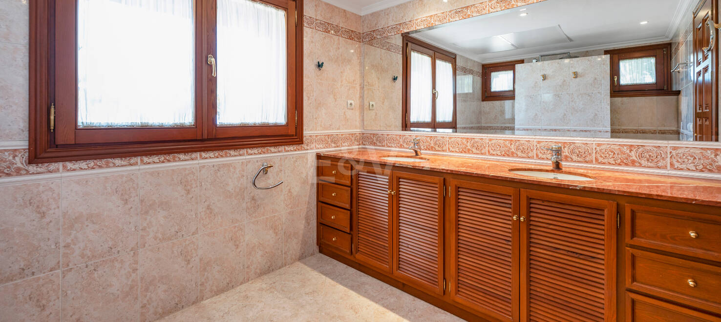 Elegancia mediterránea por Melvin Villaroel