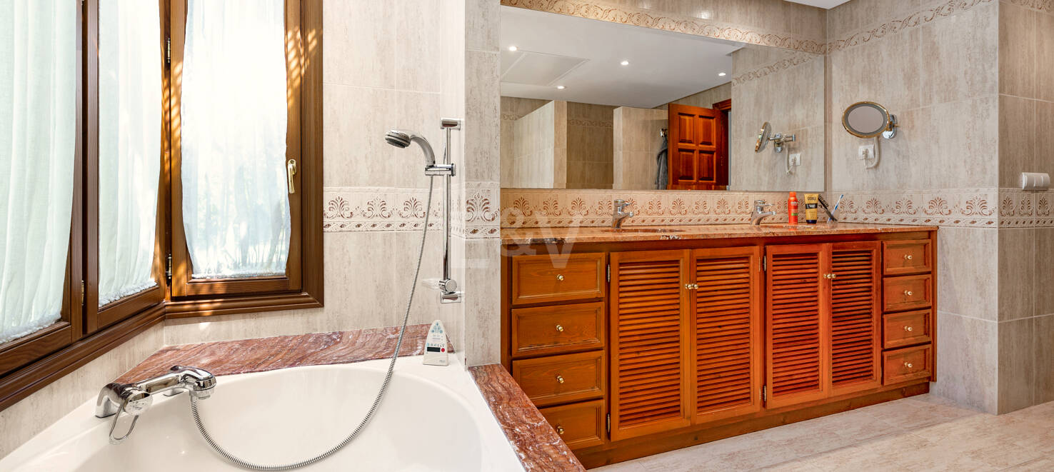 Elegancia mediterránea por Melvin Villaroel