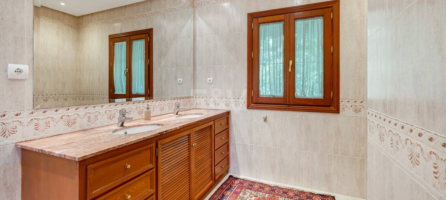 Elegancia mediterránea por Melvin Villaroel