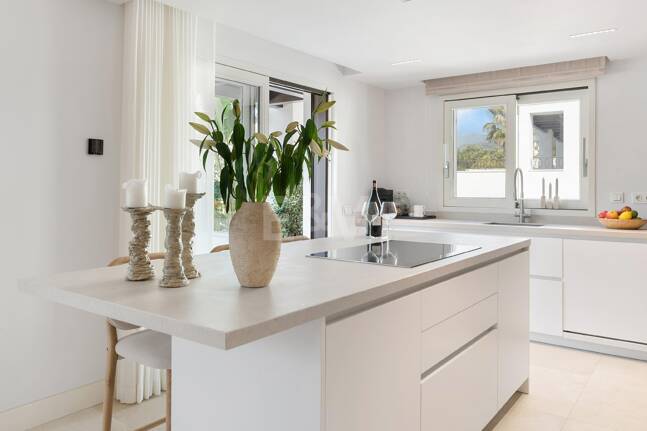 Panoramic Duplex Penthouse with Sunset Terraces and Private Pool