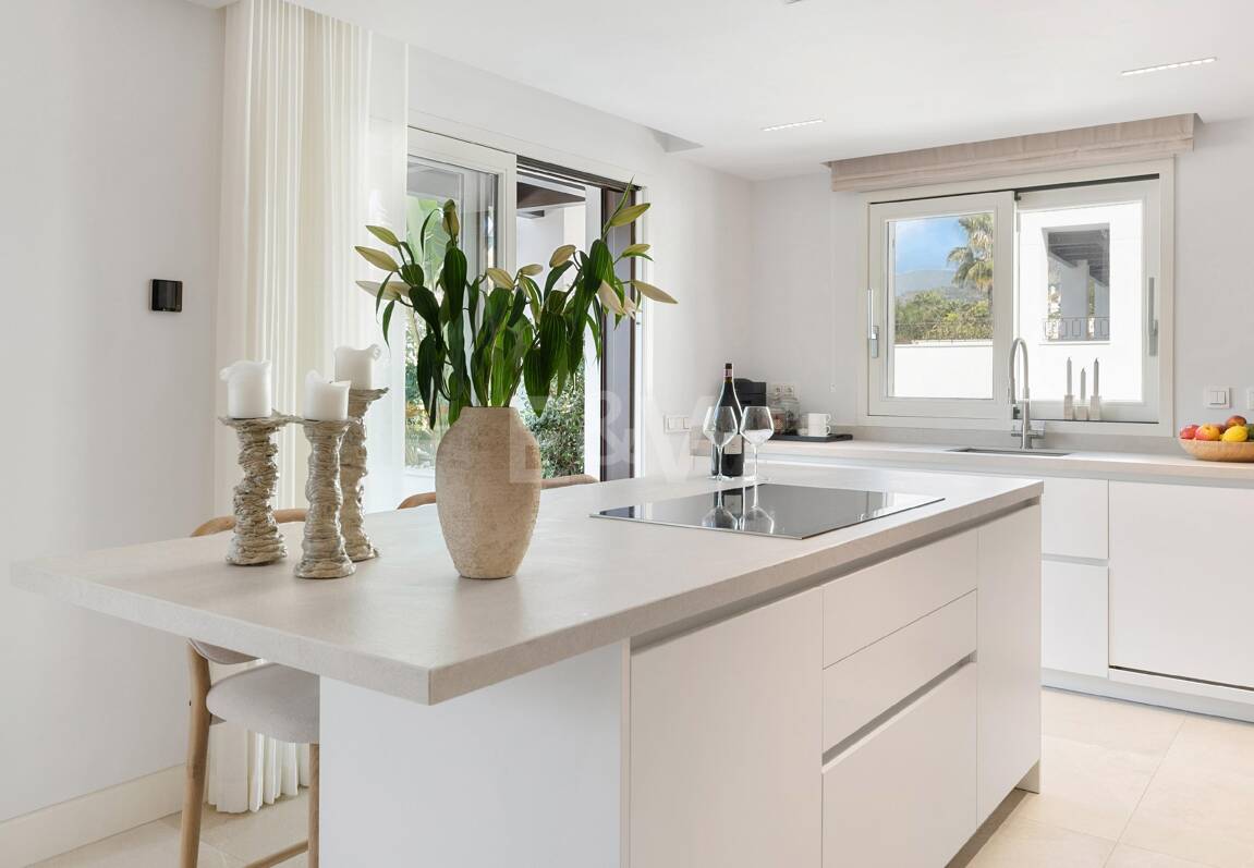 Panoramic Duplex Penthouse with Sunset Terraces and Private Pool