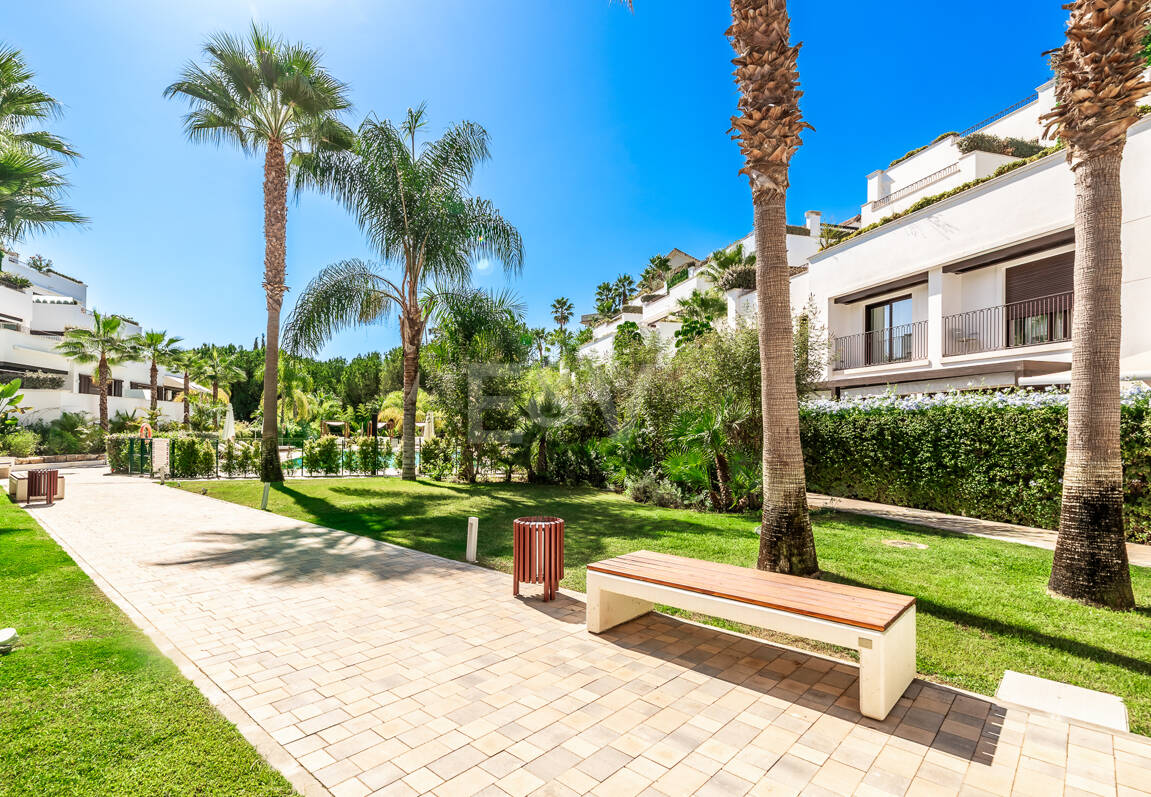 Ático dúplex con visas panorámicas y piscina privada
