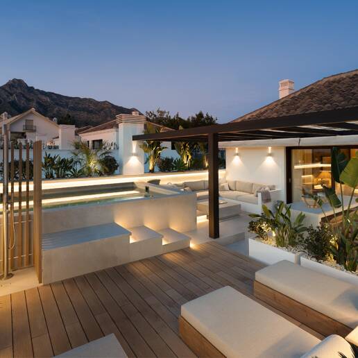 Stunning Duplex Penthouse on Marbella's Golden Mile