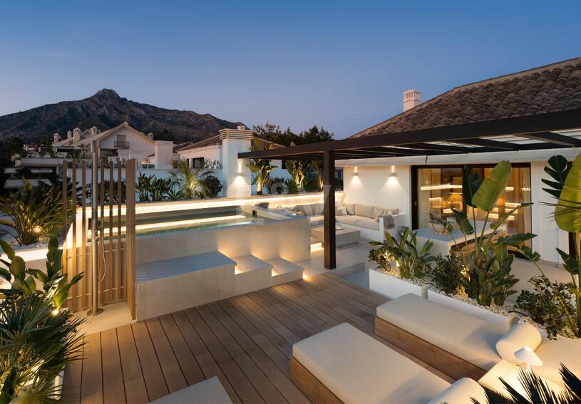 Panoramic Duplex Penthouse with Sunset Terraces and Private Pool