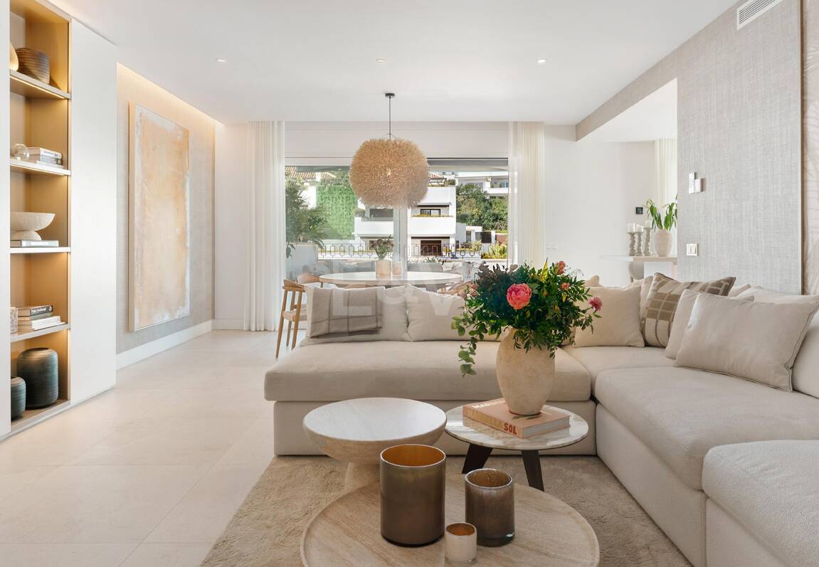 Panoramic Duplex Penthouse with Sunset Terraces and Private Pool