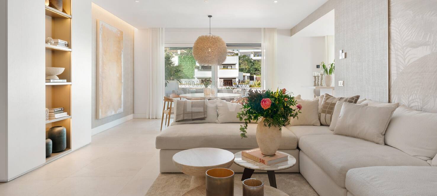 Stunning Duplex Penthouse on Marbella's Golden Mile