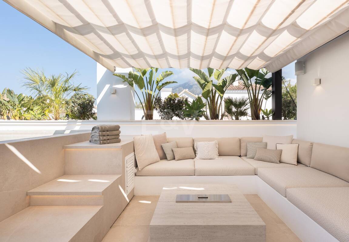 Panoramic Duplex Penthouse with Sunset Terraces and Private Pool