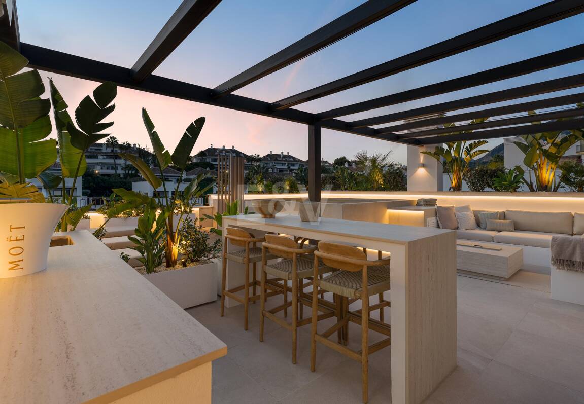 Panoramic Duplex Penthouse with Sunset Terraces and Private Pool