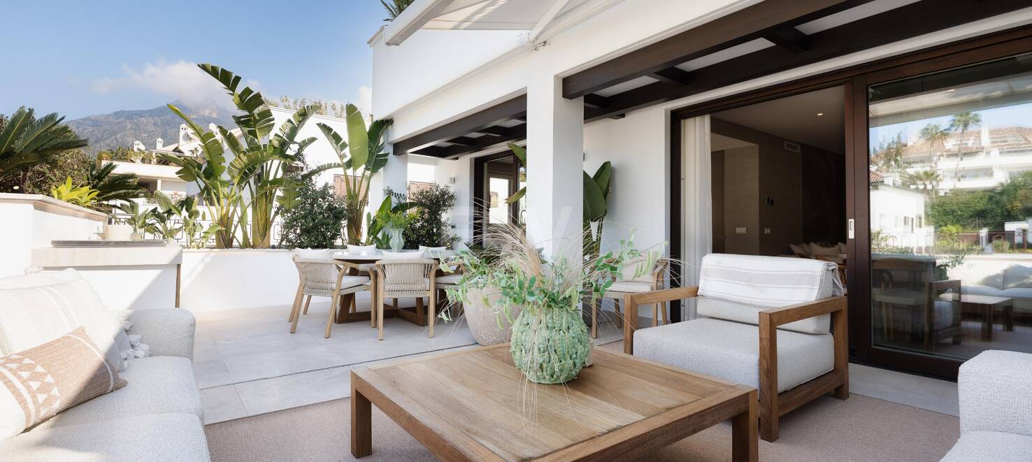 Stunning Duplex Penthouse on Marbella's Golden Mile