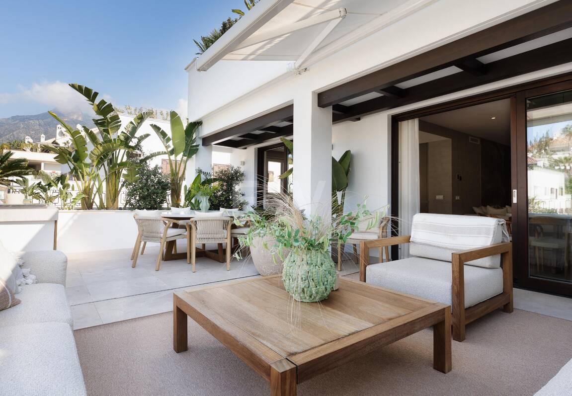 Panoramic Duplex Penthouse with Sunset Terraces and Private Pool