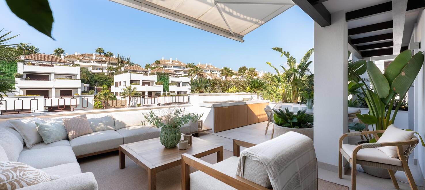 Stunning Duplex Penthouse on Marbella's Golden Mile
