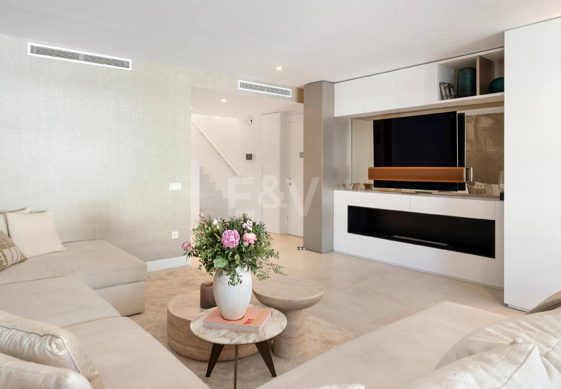 Panoramic Duplex Penthouse with Sunset Terraces and Private Pool