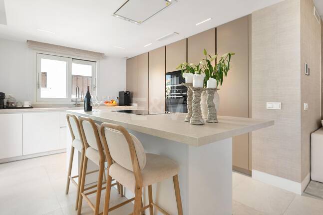 Panoramic Duplex Penthouse with Sunset Terraces and Private Pool