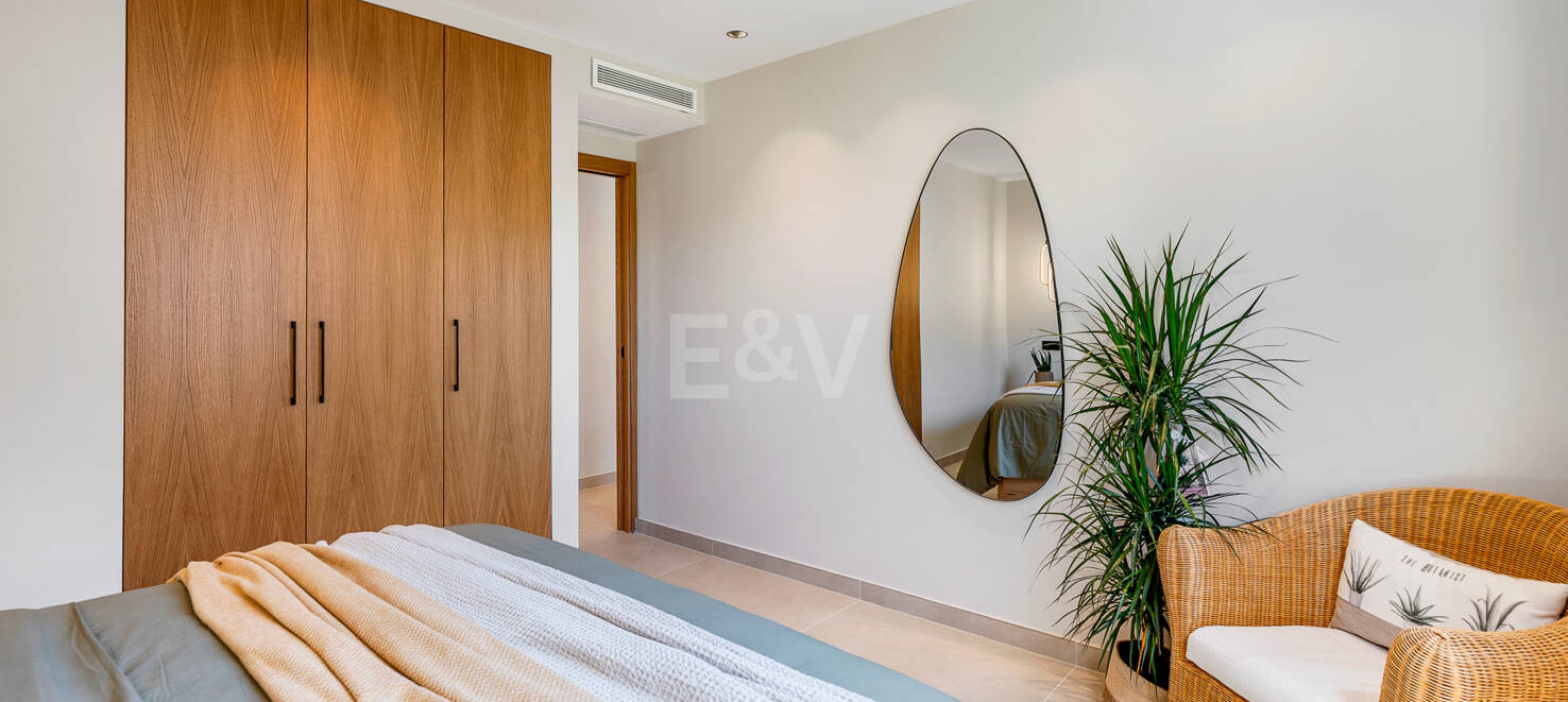 Elegantes Apartment mit Terrasse und Pool im Zentrum von Marbella