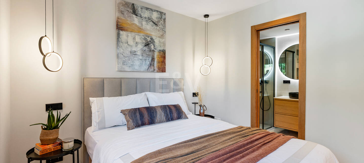 Elegantes Apartment mit Terrasse und Pool im Zentrum von Marbella