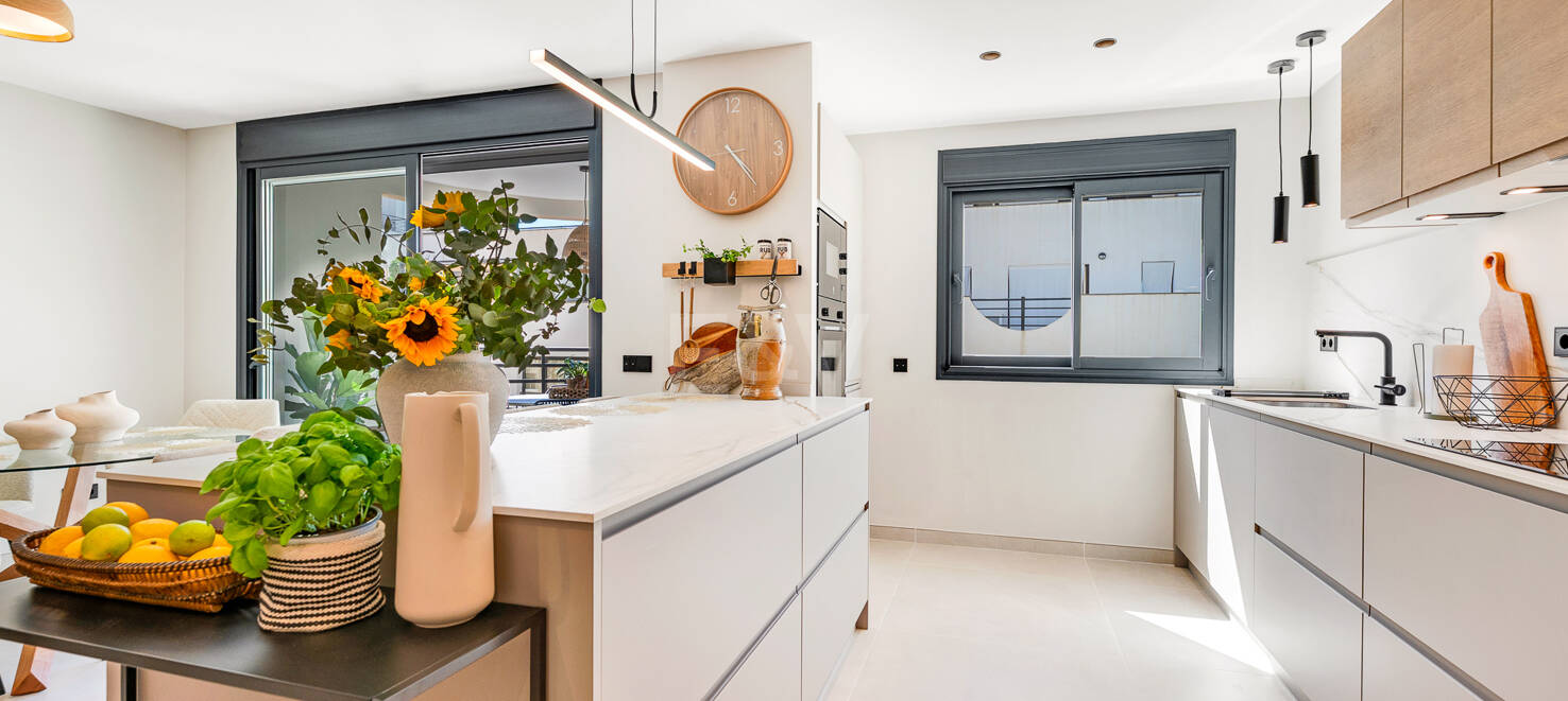 Elegantes Apartment mit Terrasse und Pool im Zentrum von Marbella