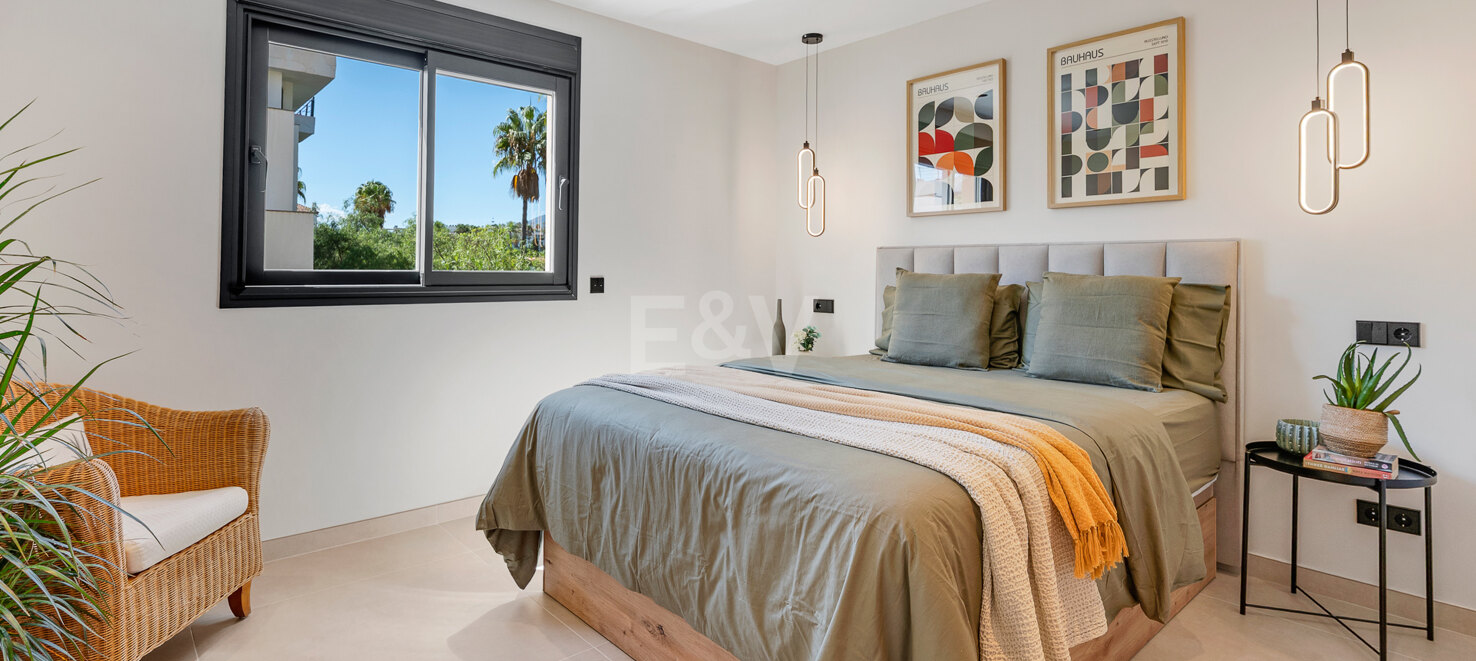 Elegant Apartment with Terrace and Pool in Marbella’s City Centre