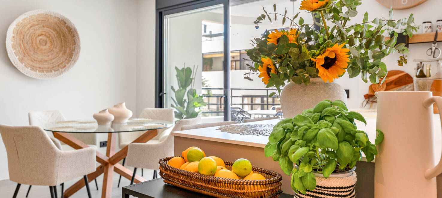 Elegantes Apartment mit Terrasse und Pool im Zentrum von Marbella