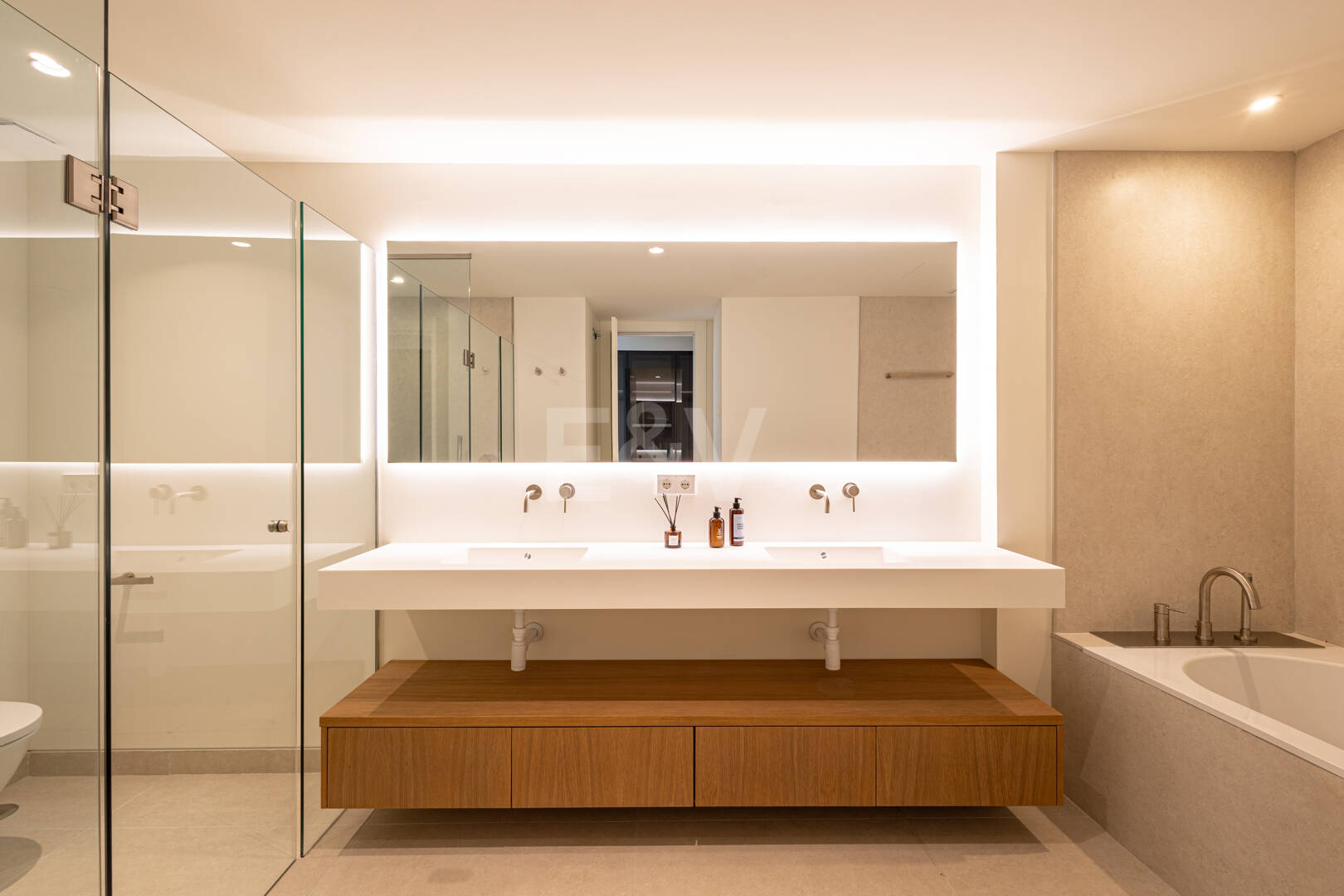 Duplex Penthouse med privat simning Pool nära Puente Romano