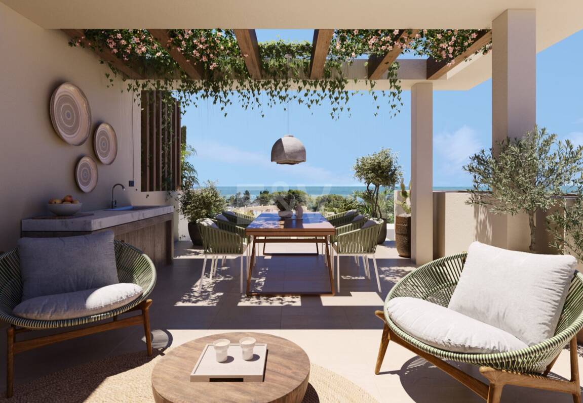 Duplex Penthouse with Private Swimming Pool Near Puente Romano