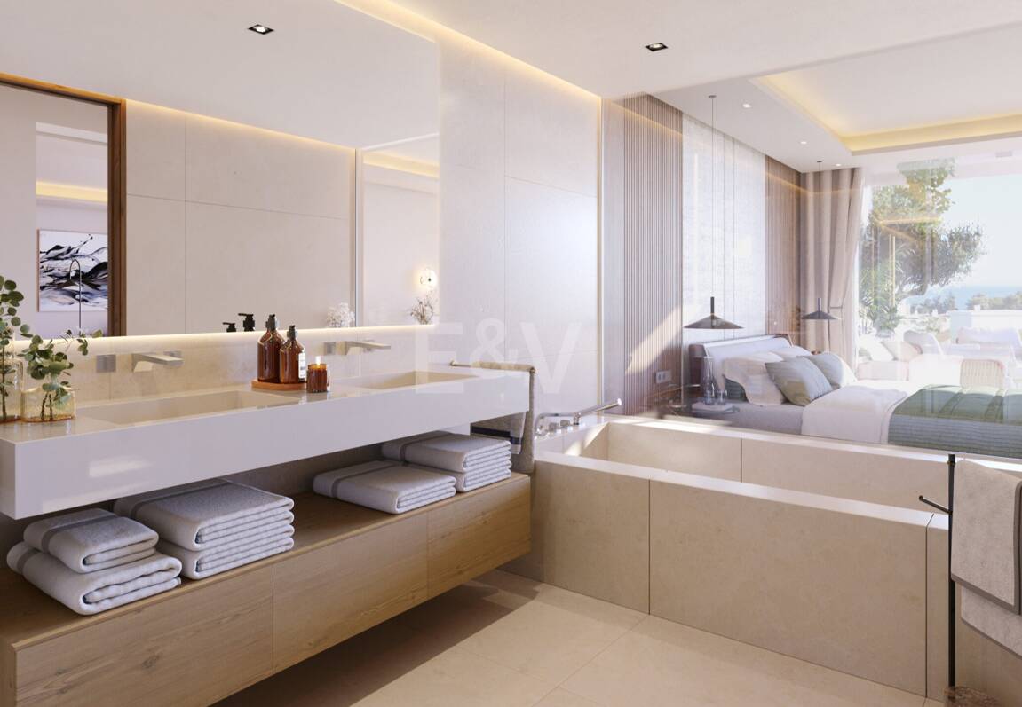 Duplex Penthouse with Private Swimming Pool Near Puente Romano